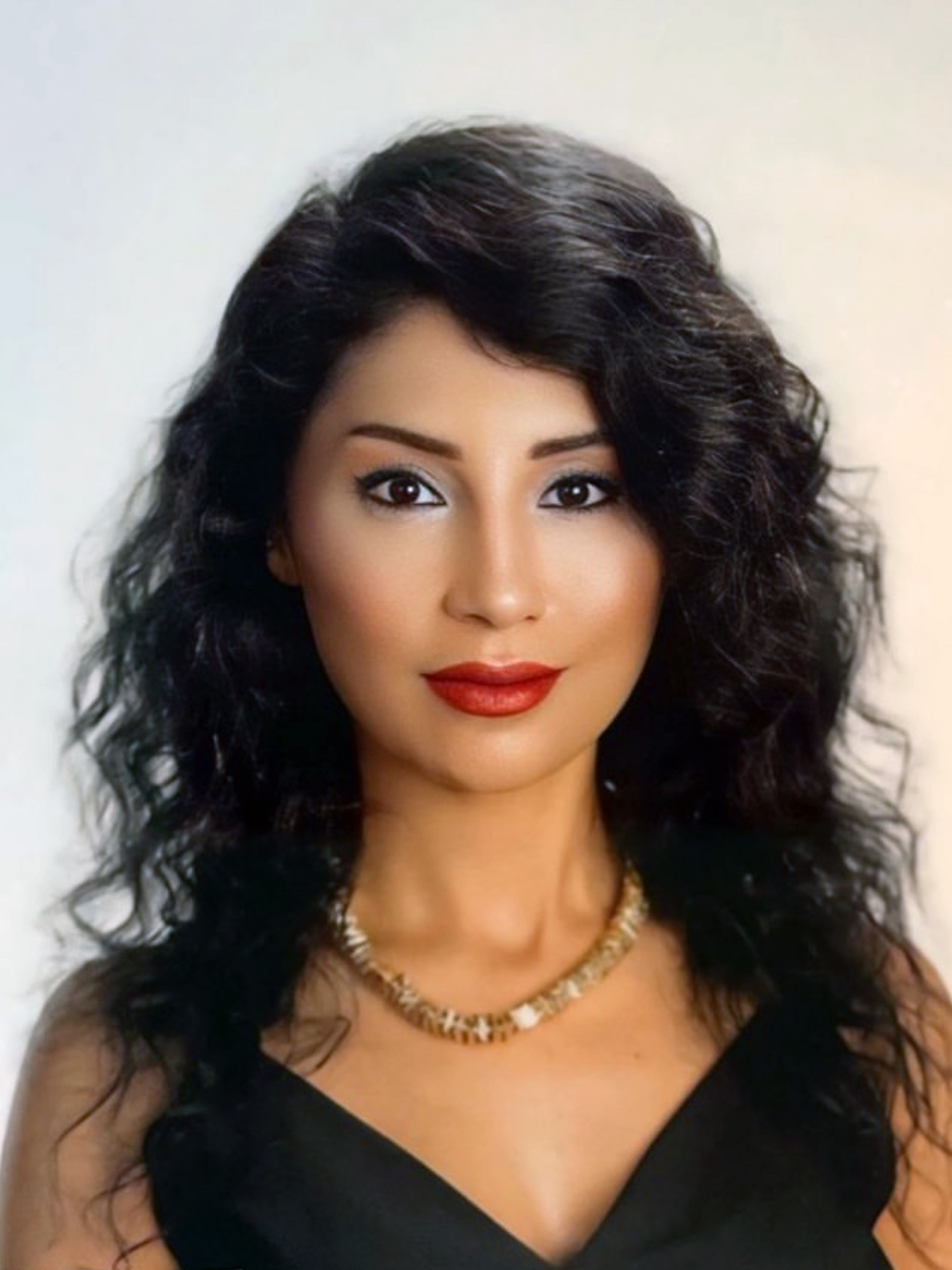 ESRA ÇOPUR