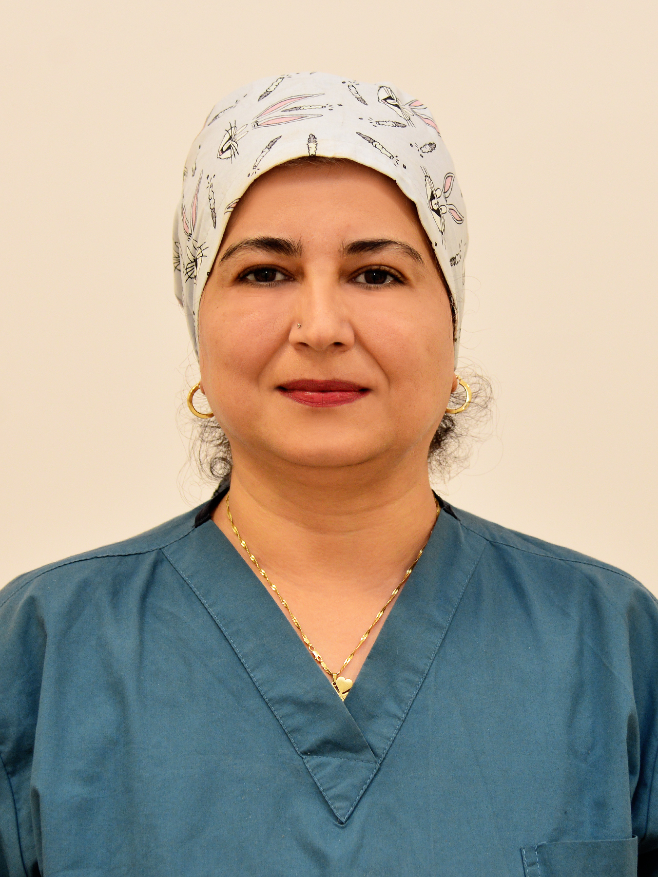 AYŞE ÖZCAN